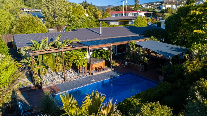 17 Douglas Road, Wakatu, Nelson - Carousel 1