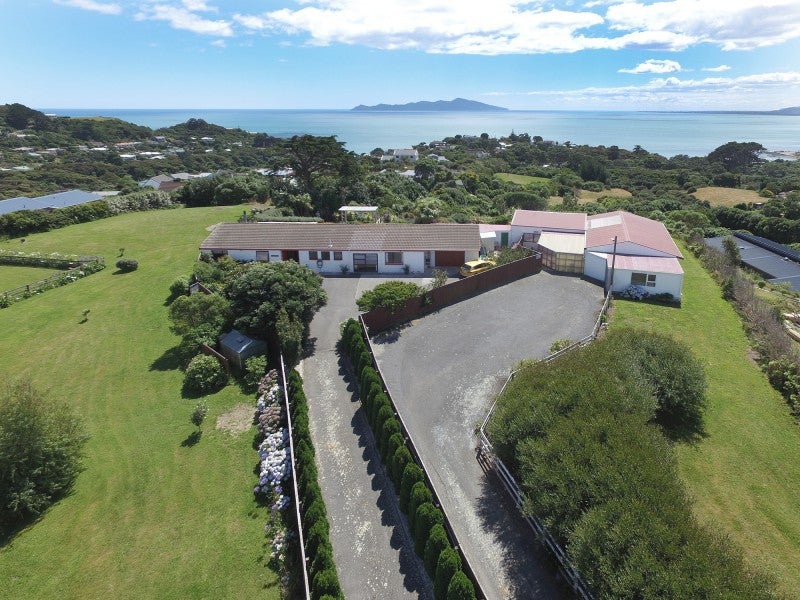 95 Muri Road, Pukerua Bay, Porirua - Carousel 1