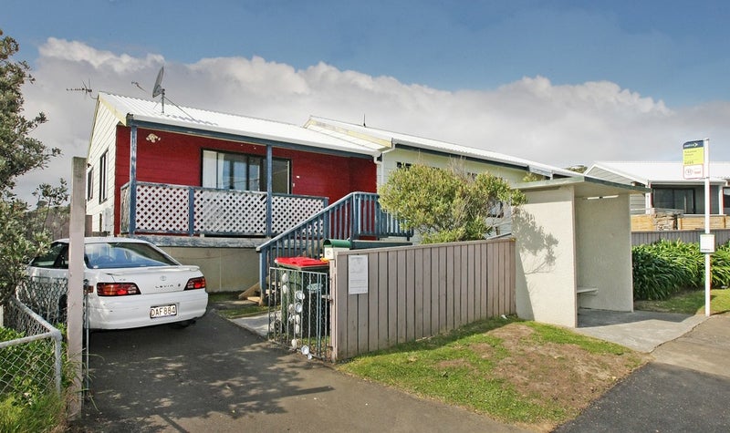 12 Tukanae Street, Strathmore Park, Wellington - Carousel 2