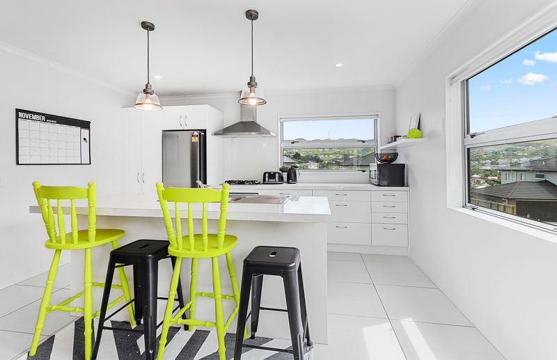 19 Cresswell Place, Johnsonville, Wellington - Carousel 2