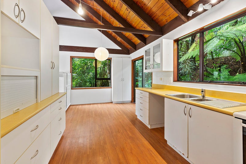 42 Croydon Street, Karori, Wellington - Carousel 2