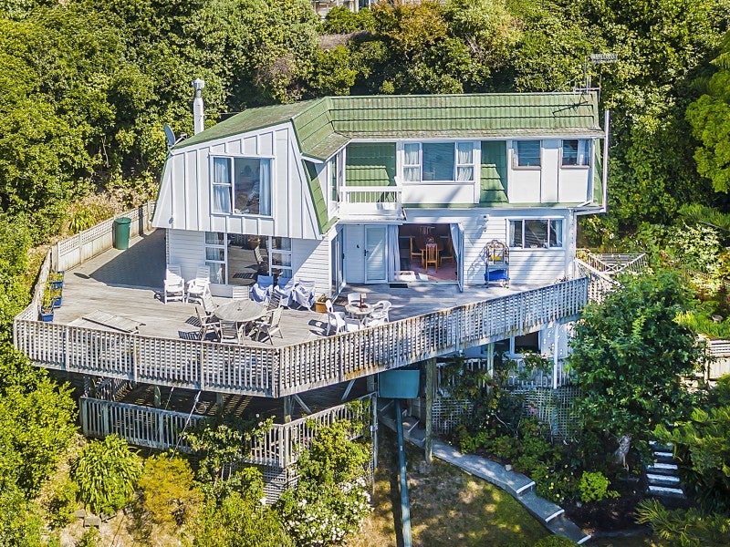 467 Karaka Bay Road, Karaka Bays, Wellington - Carousel 26