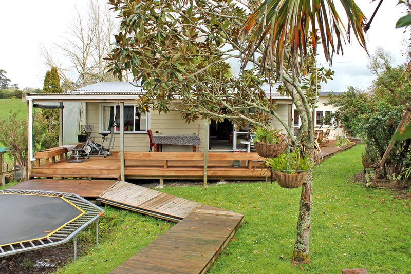 131 Tavinor Road, Whangarei - Carousel 1