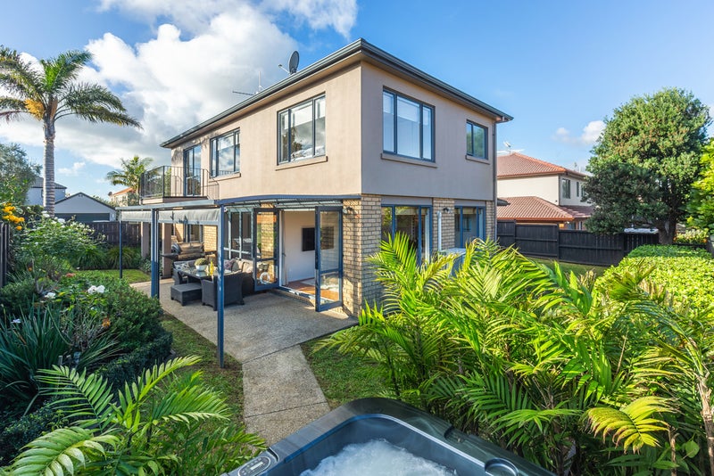 16 Franshell Crescent, East Tamaki, Auckland - Carousel 1