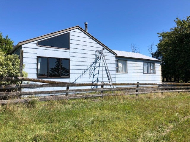 72 Hastings Street, Halcombe, Feilding - Carousel 1