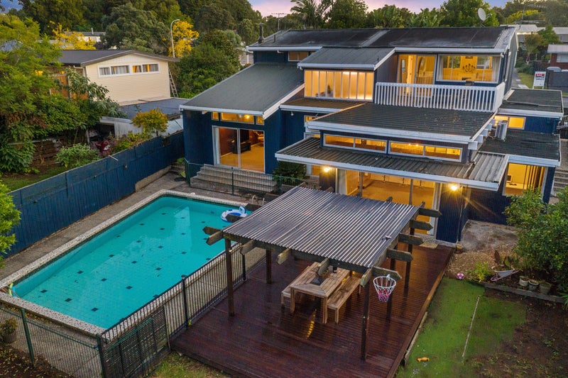 56 Lawrence Crescent, Hillpark, Auckland - Carousel 2