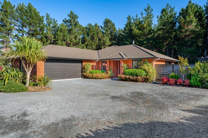 92 Katherine Mansfield Drive, Whitemans Valley - Carousel 1