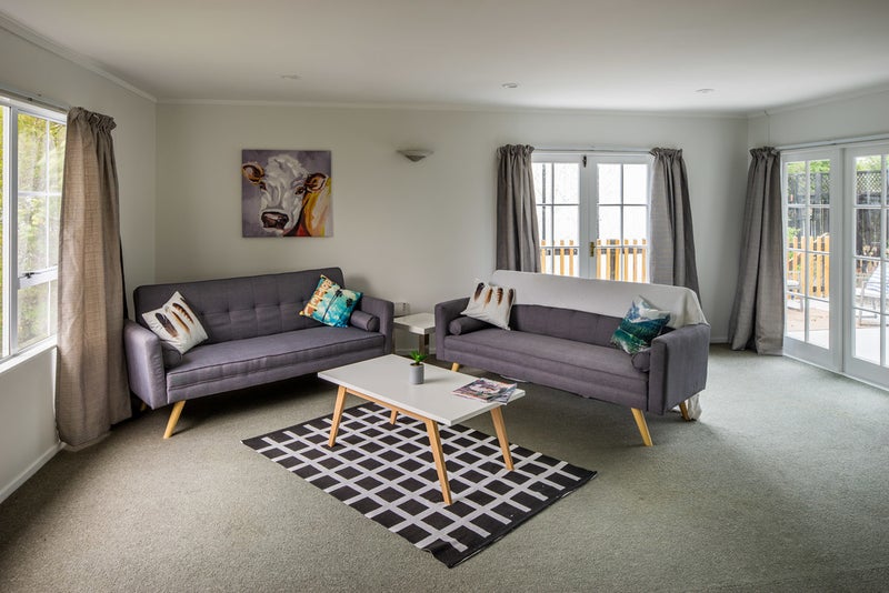 125 Helston Road, Paparangi, Wellington - Carousel 1