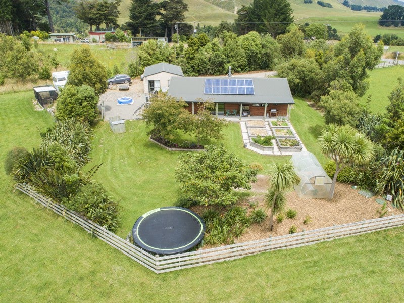183 Tokomaru Road, TOKOMARU, PALMERSTON NORTH - Carousel 26