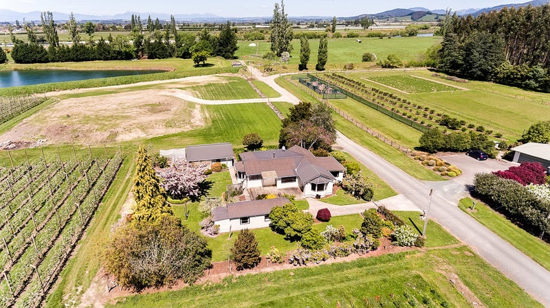 51 River Road, Riwaka, Motueka - Carousel 1