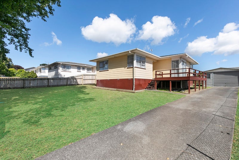 7 Almay Place, Clover Park, Auckland - Carousel 1