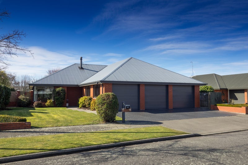 20 Reighton Drive, Allenton, Ashburton - Carousel 1