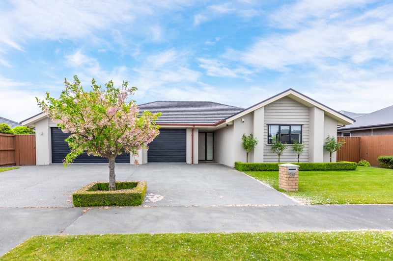 39 Mariposa Crescent, Aidanfield, Christchurch - Carousel 1