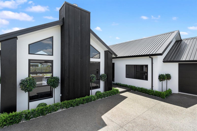 4 Batten Drive, Flagstaff, Hamilton - Carousel 2