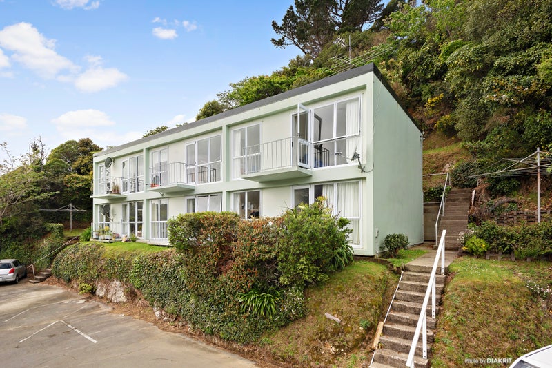 4/27 South Karori Road, Karori, Wellington - Carousel 1