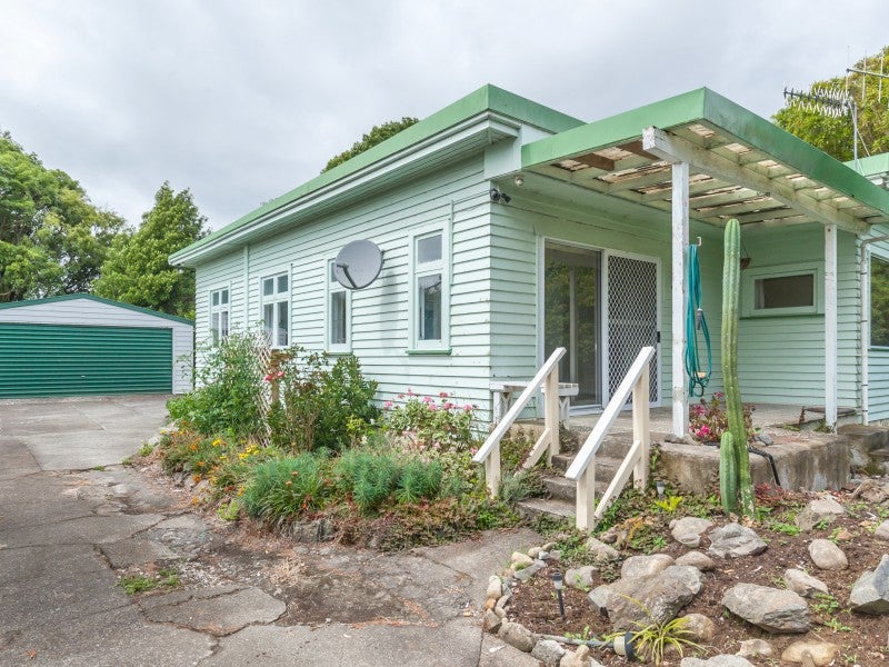437 Arapaepae Road, OHAU, LEVIN - Carousel 2