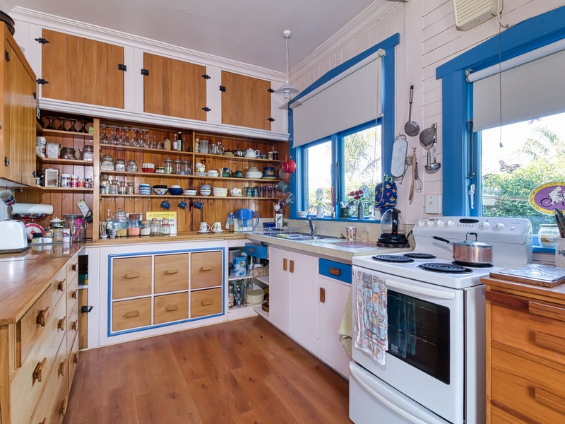 804 Wellwood Street, Saint Leonards, Hastings - Carousel 2