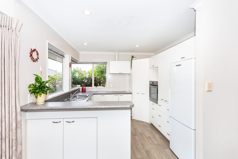 22 Villa Grove, Ilam, Christchurch - Carousel 19