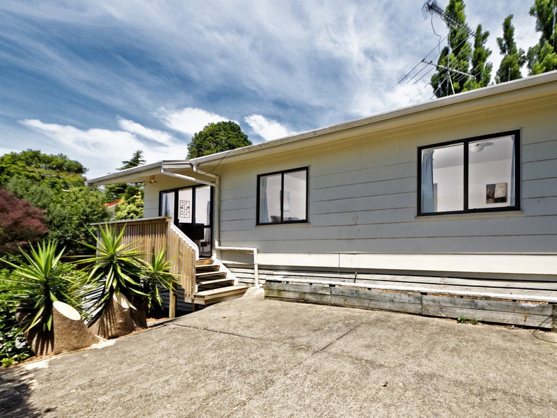1/78 Colwill Road, Massey, Auckland - Carousel 1