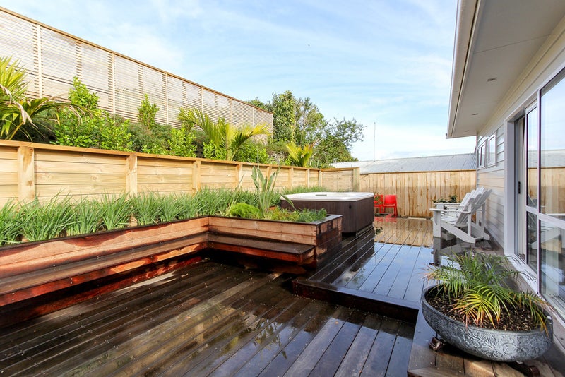 12 Rimu Street, Strandon, New Plymouth - Carousel 1
