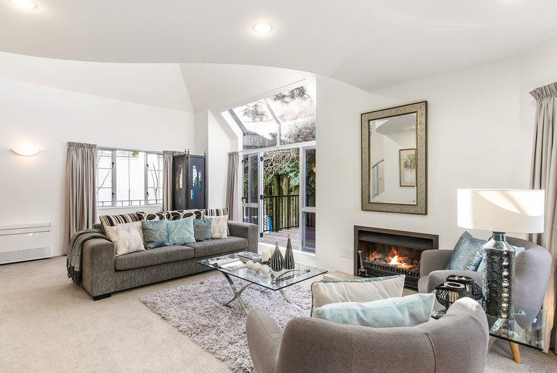 29F St Stephens avenue, Parnell, Auckland - Carousel 2