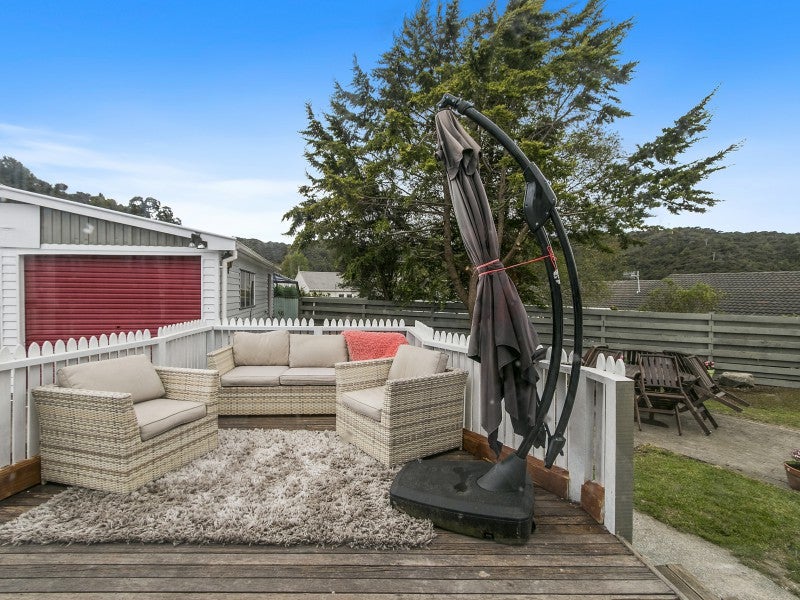4 Kaponga Street, Wainuiomata, Lower Hutt - Carousel 2