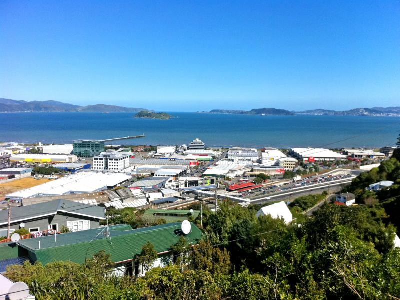 19 Rakeiora Grove, Korokoro, Lower Hutt - Carousel 4