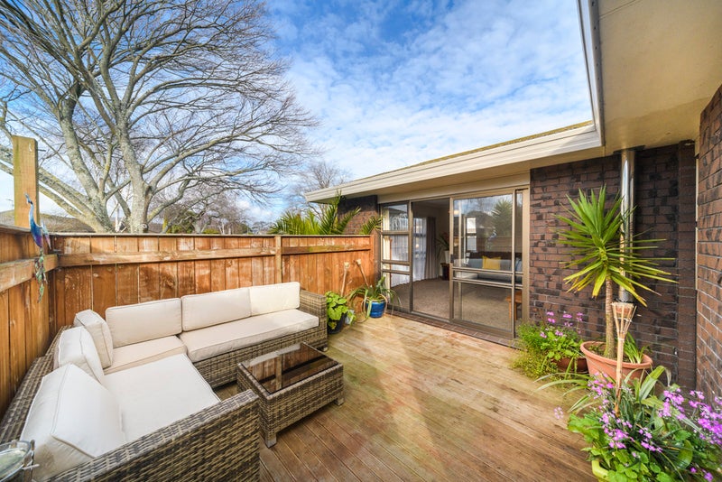 33 Aintree Crescent, Awapuni, Palmerston North - Carousel 2