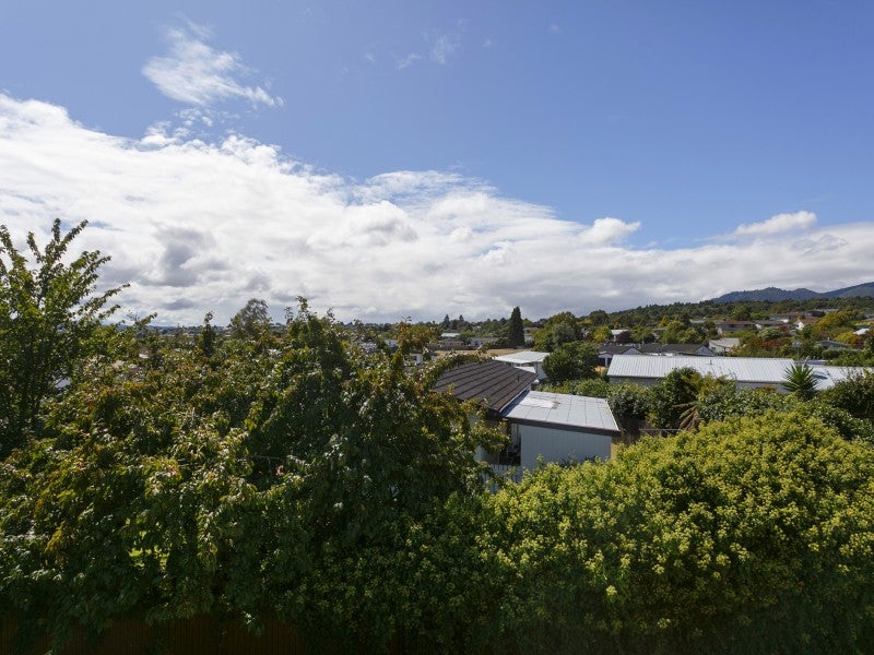 4 Hyde Avenue, Richmond Heights, Taupo - Carousel 11