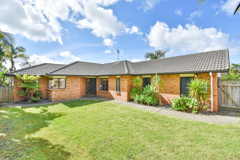26 Norm Pellow Drive, Manurewa, Auckland - Carousel 1