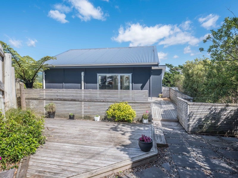 52 Bedford Street, Northland, Wellington - Carousel 2