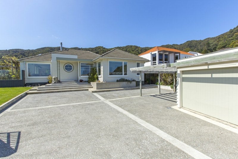 228 Marine Drive, Lowry Bay, Lower Hutt - Carousel 26
