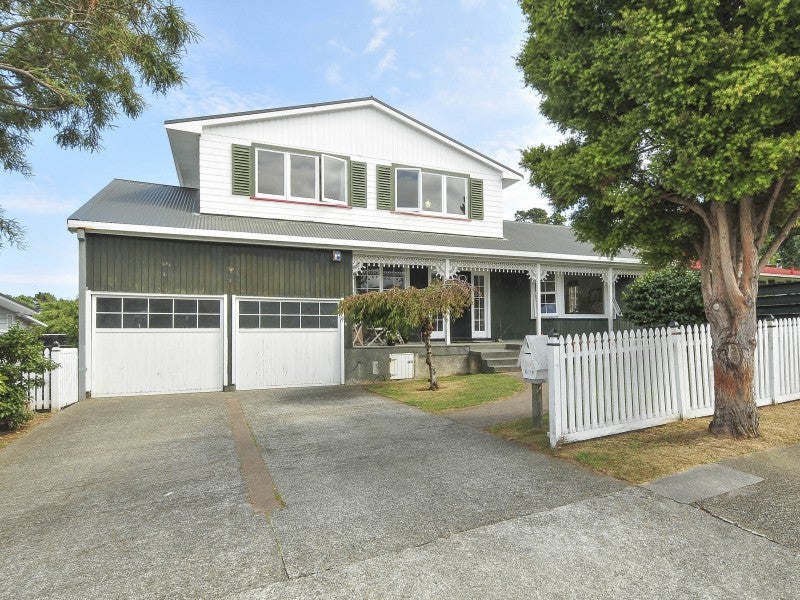 12 Ardal Grove, Tirohanga, Lower Hutt - Carousel 1