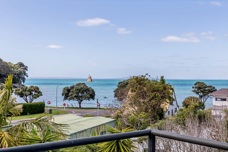 23 Zita Avenue, Matakatia, Whangaparaoa - Carousel 1