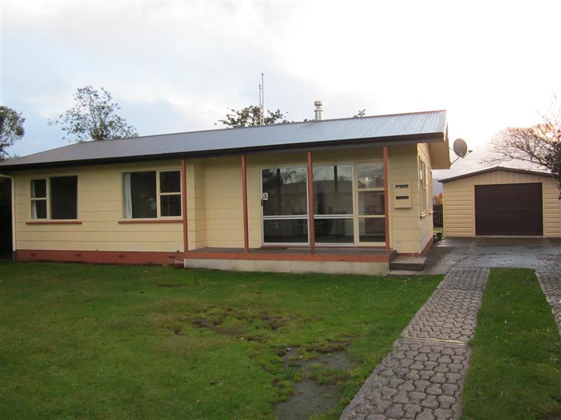 4 Chaucer Place, Owhata, Rotorua - Carousel 1