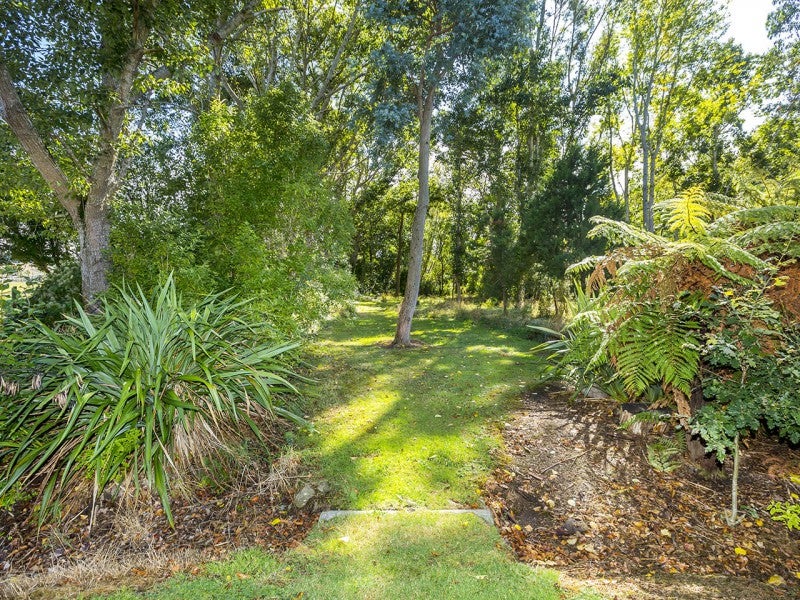 196 Katherine Mansfield Drive, Whitemans Valley - Carousel 26