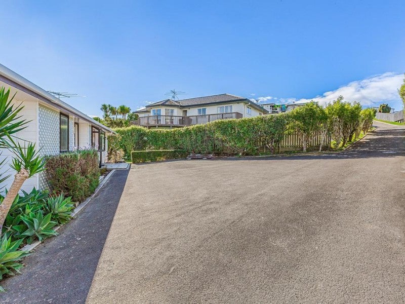23 Doncaster Terrace, Ascot Park, Porirua - Carousel 26