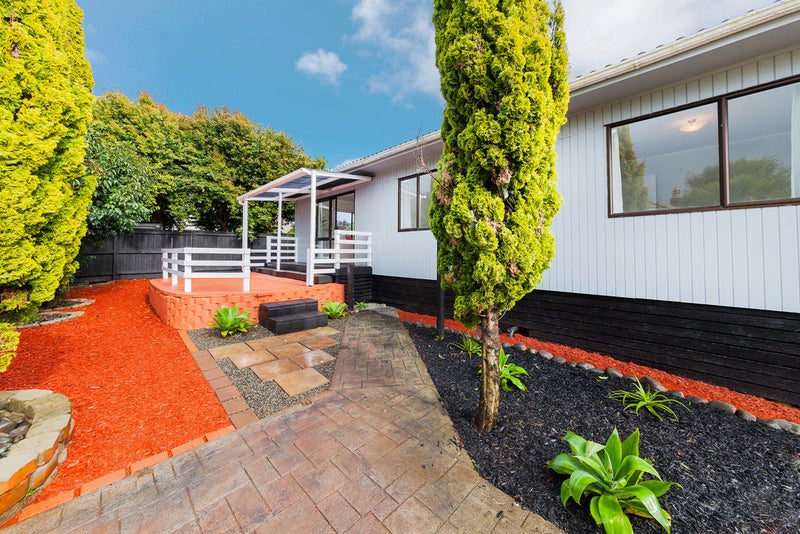3/111 Lincoln Park Avenue, Massey, Auckland - Carousel 15