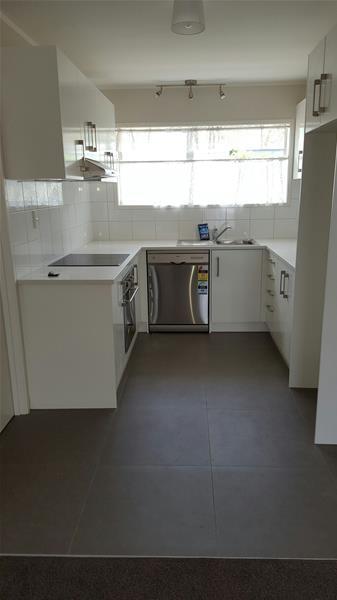 2/34 Ballater Place, Highland Park, Auckland - Carousel 2