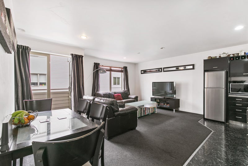 13/8 Rendall Place, Eden Terrace, Auckland - Carousel 2