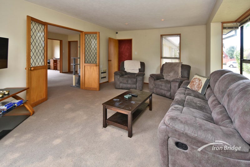 2 Neathwest Avenue, Broomfield, Christchurch - Carousel 2