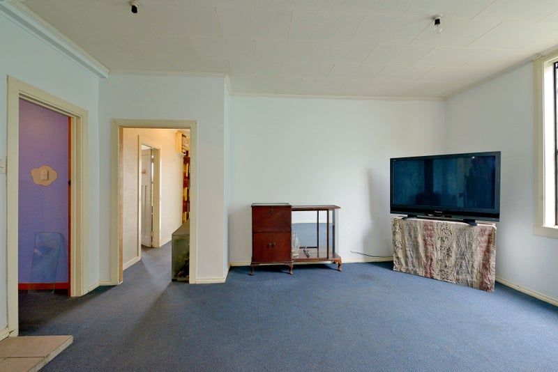 172 South Road, Caversham, Dunedin - Carousel 2