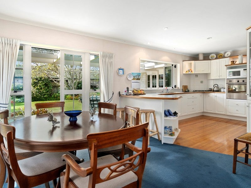 9 Braeburn Place, Bethlehem, Tauranga - Carousel 2