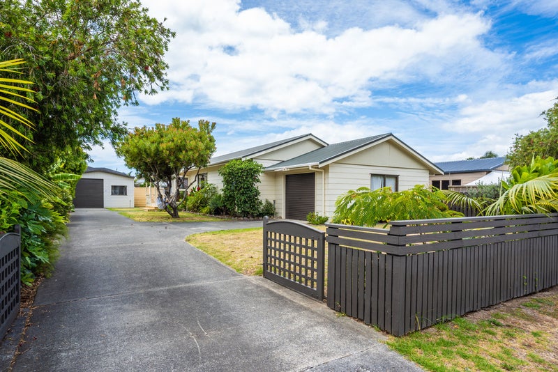 6 Munro Place, Whangarei - Carousel 1