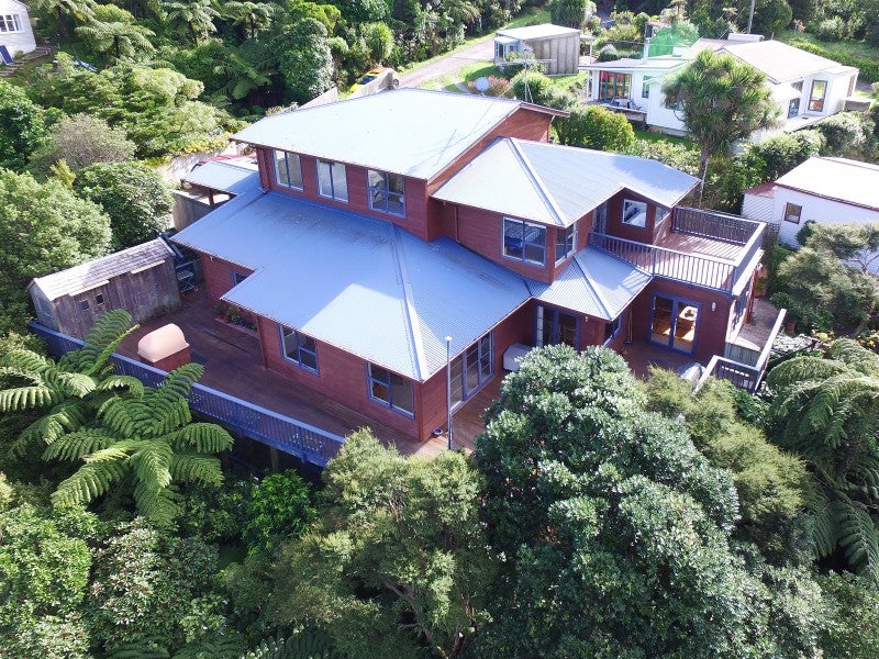 1 Hill Road, Belmont, Lower Hutt - Carousel 1