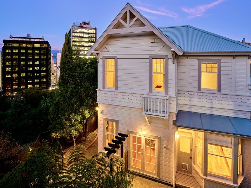 57 Bolton Street, Kelburn, Wellington - Carousel 1