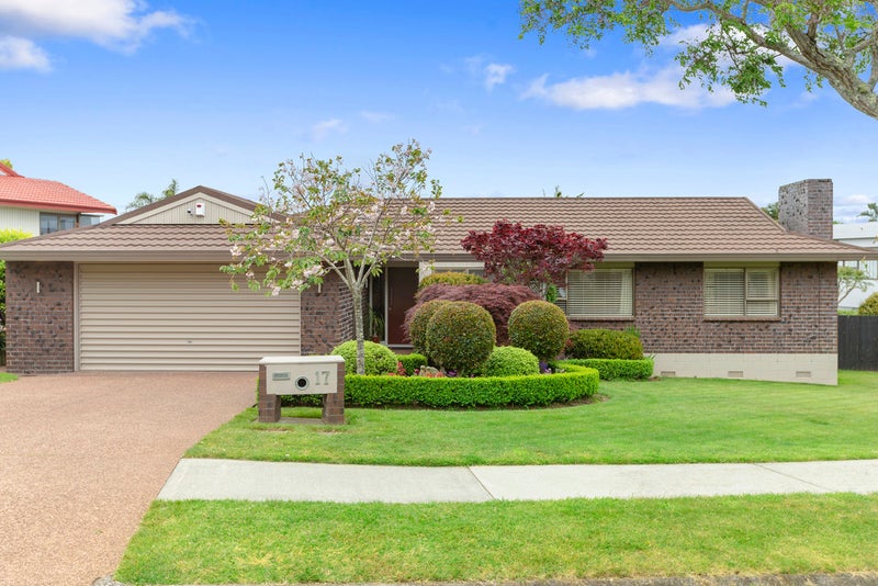 17 Caithness Place, Farm Cove, Auckland - Carousel 2