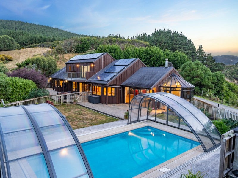 650 Makara Road, Karori - Carousel 1