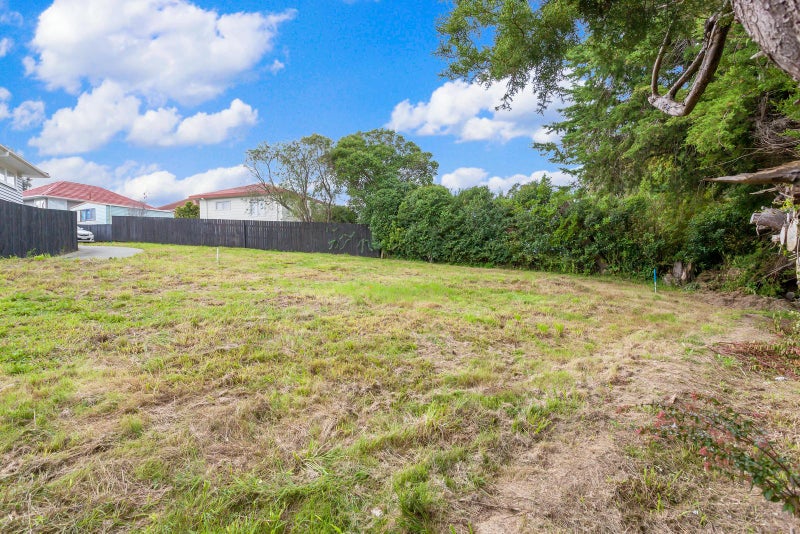 34B Toru Street, Te Atatu Peninsula, Auckland - Carousel 2