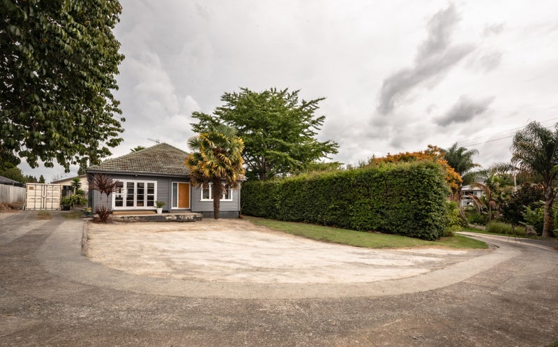 11 Churchill Road, Judea, Tauranga - Carousel 2